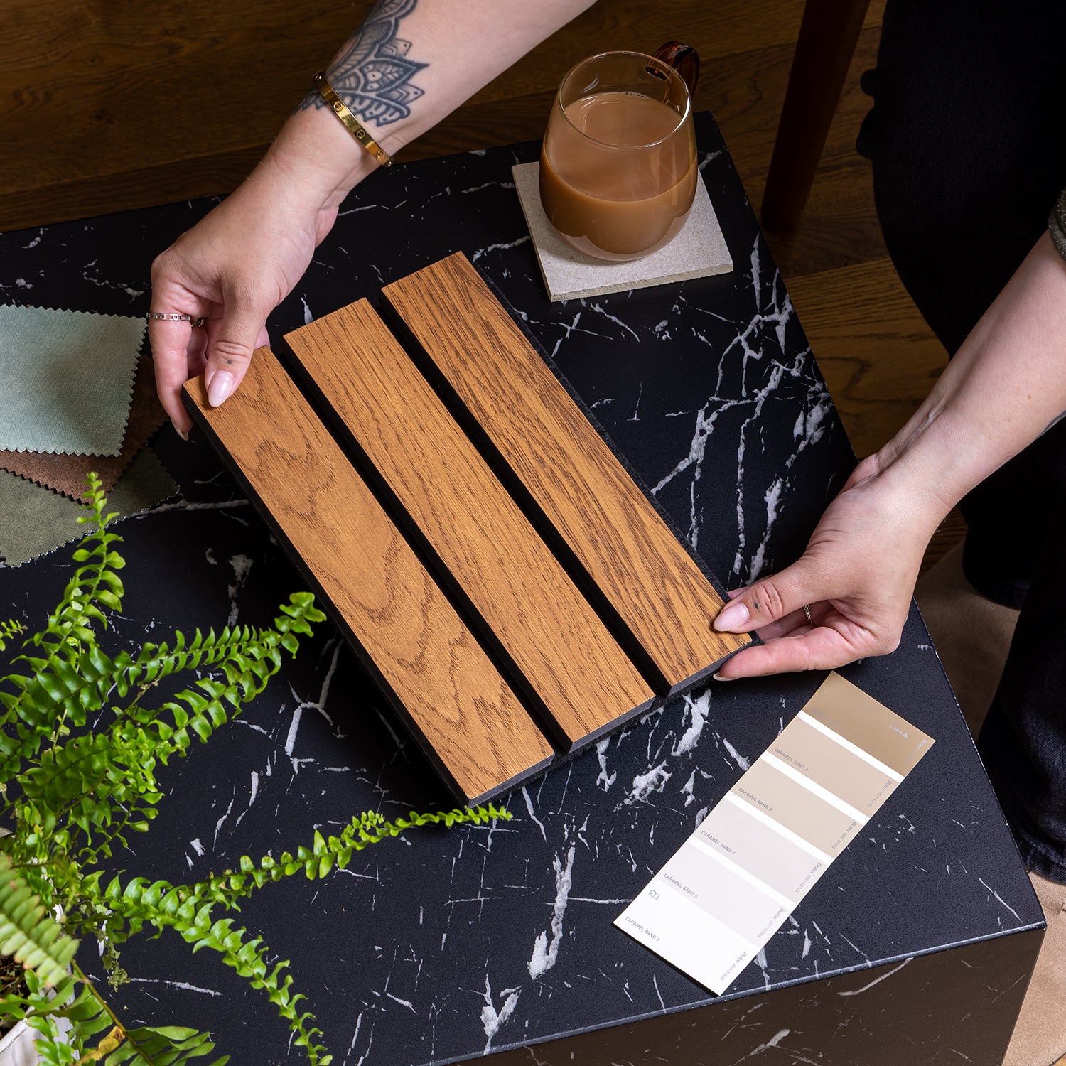 Slatwall Grand Acoustic Dark Oak Sample