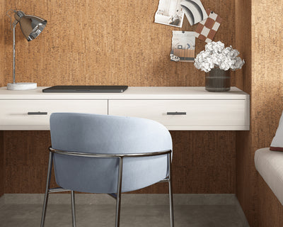 CorkWall Evora Natural behind a desk used as wall decor an pin board