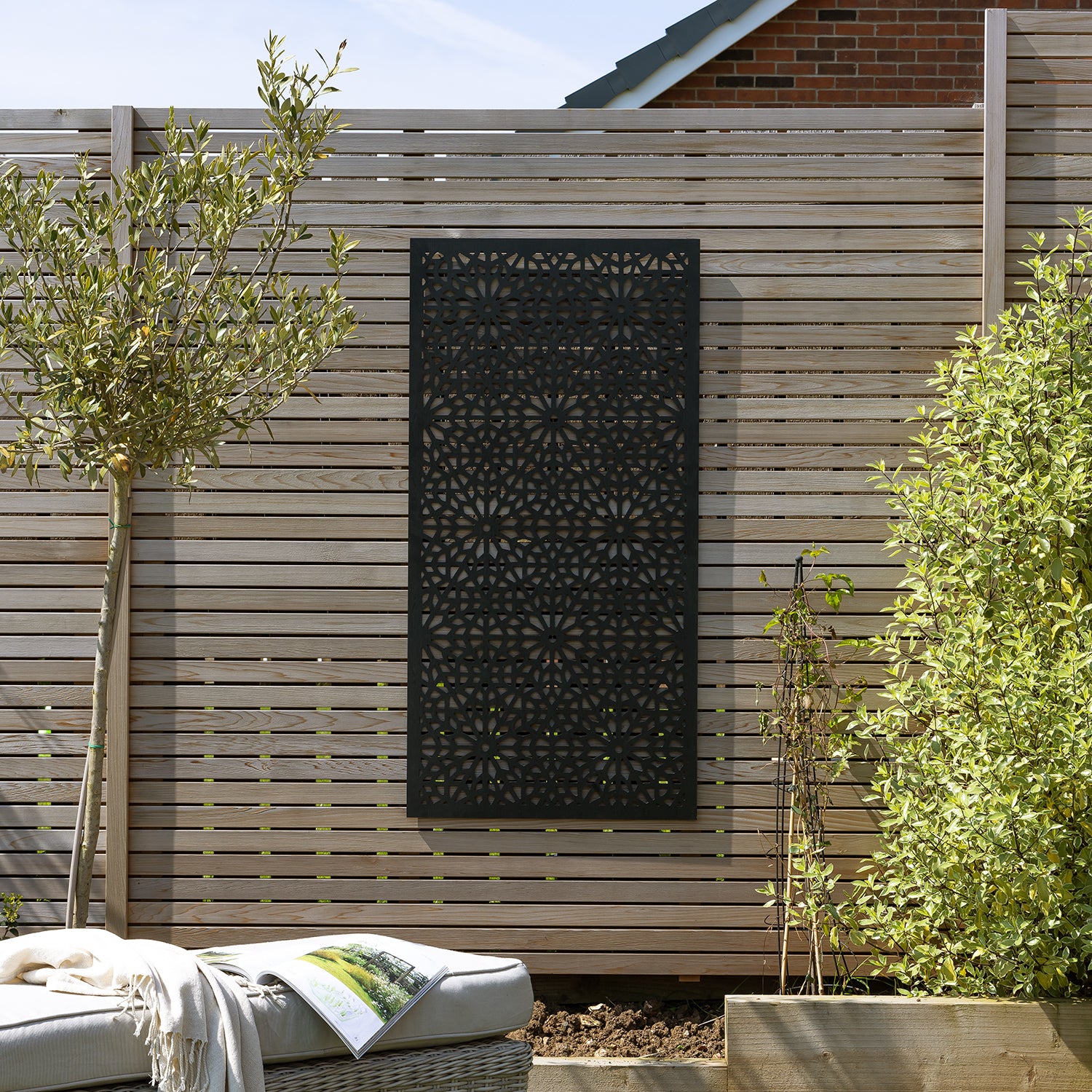 photo that shows example of classic tile design decorative garden screen 