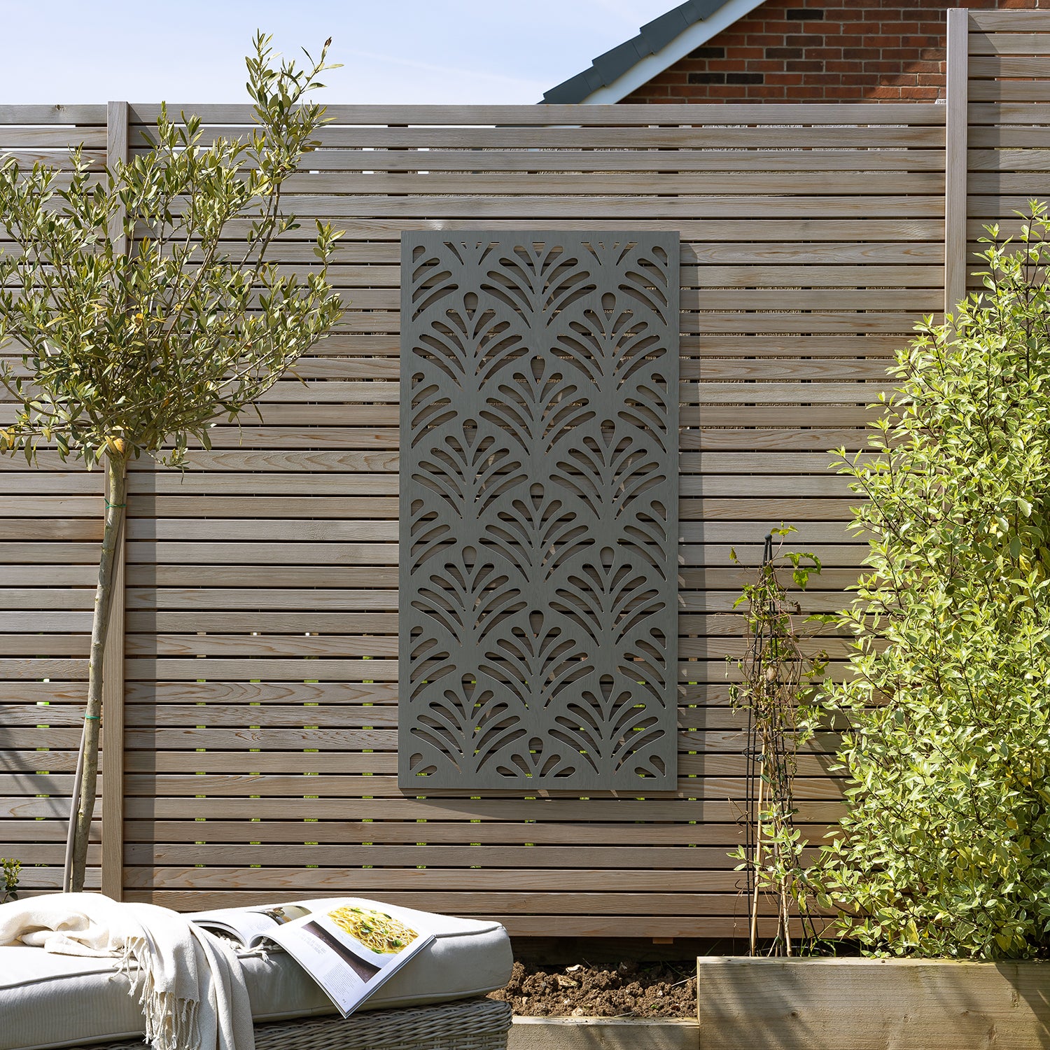 Grey Deco Shell Decorative Garden Screen