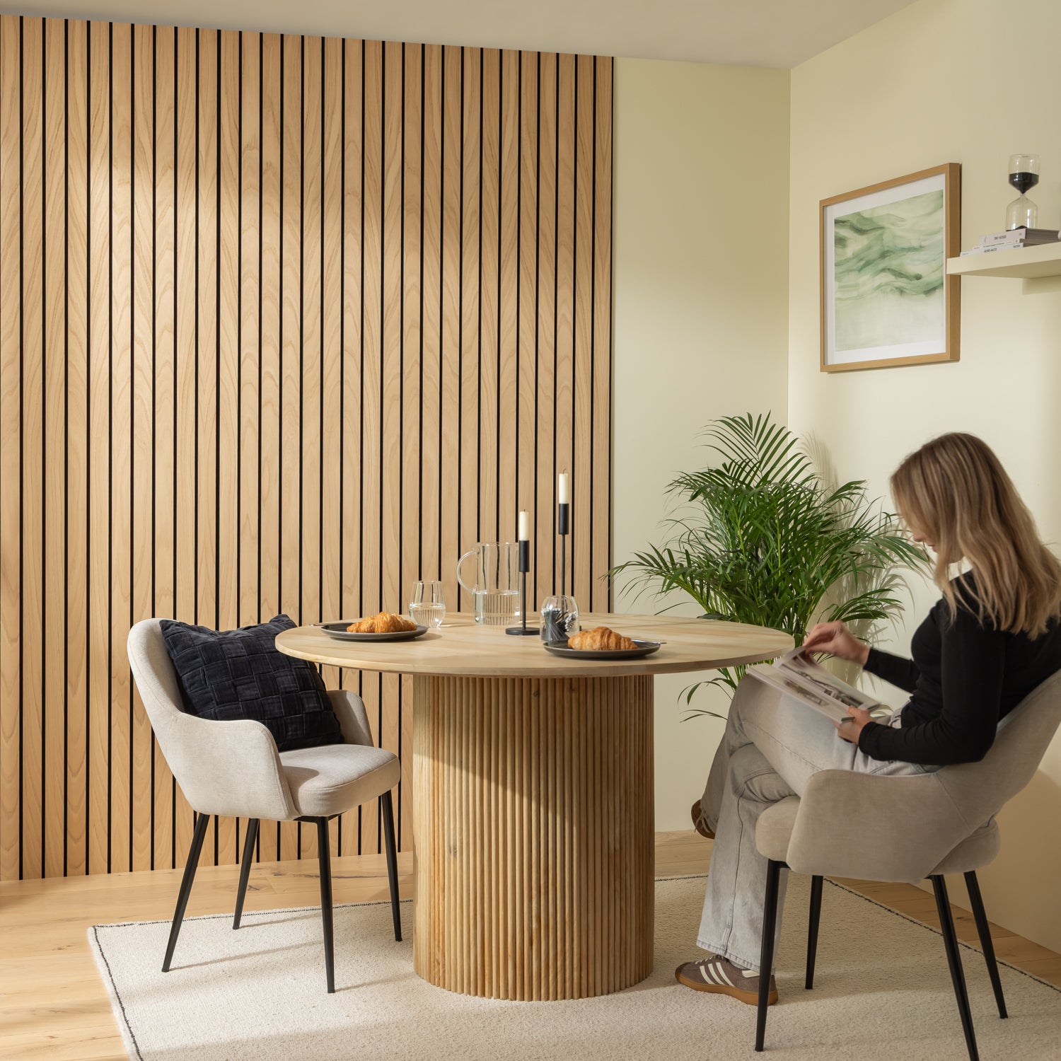 SlatWall Grand Acoustic Crown Chestnut Panel