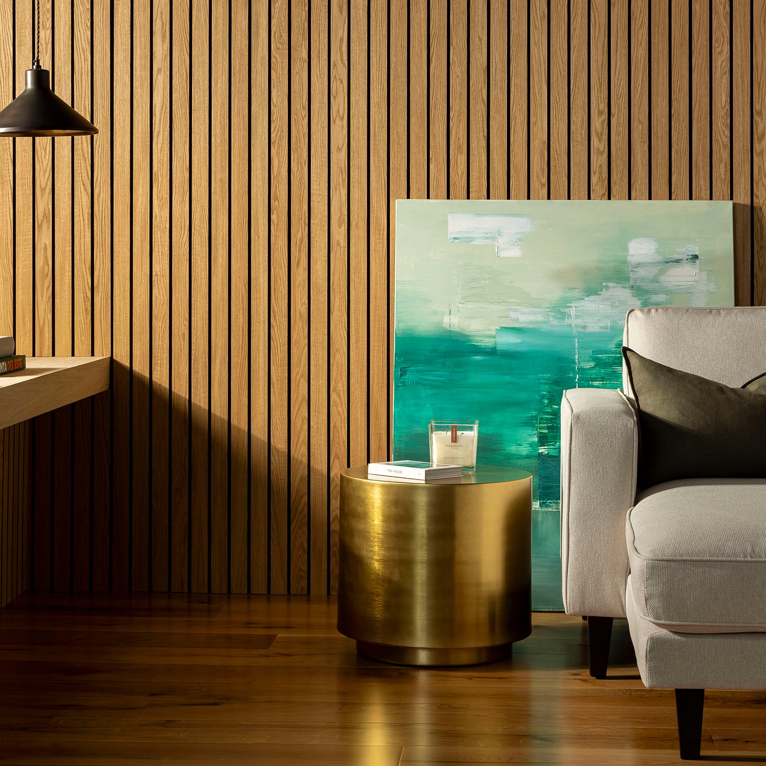 SlatWall Grand Oiled Oak