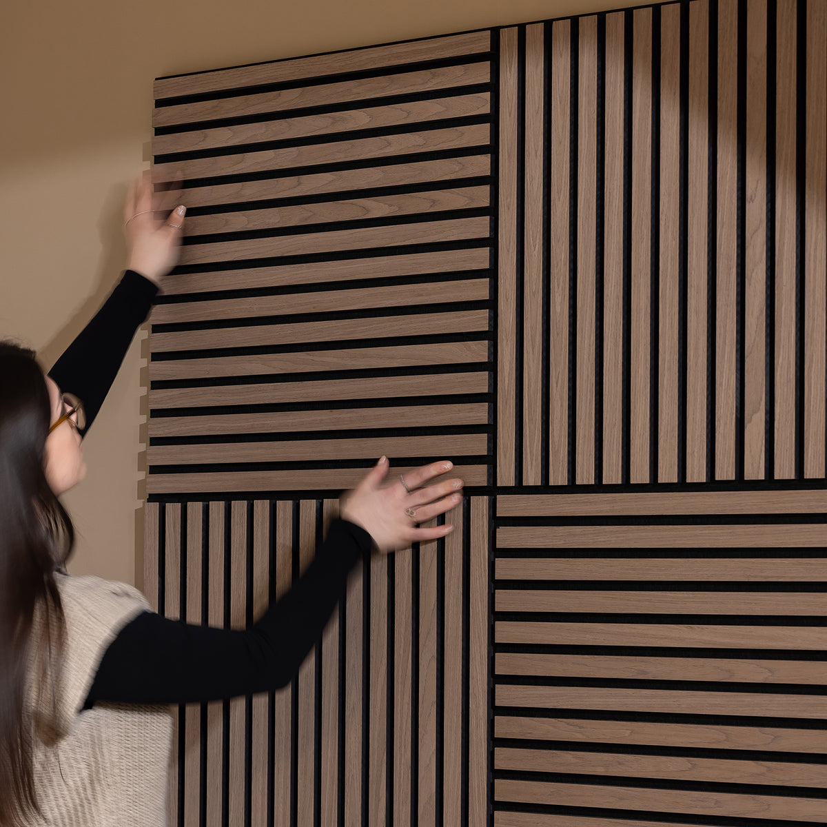 SlatWall Mini Walnut Wood Panel | Naturewall